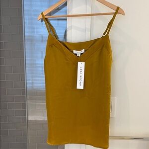 Amour Vert Women's Gem Gold Camisole